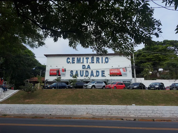 Entrega de Coroas de Flores para o cemitério: Cemitério da Saudade de Taboão da Serra
