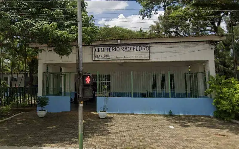 Coroas de flores no Floricultura Cemitério Vila Alpina