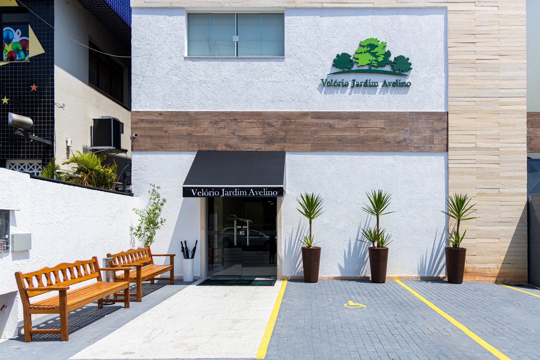 Coroas de flores no Floricultura  Velorio Jardim Avelino(Ossel)