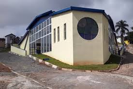 Coroas de flores no Floricultura Velório Municipal de Rio Grande da Serra